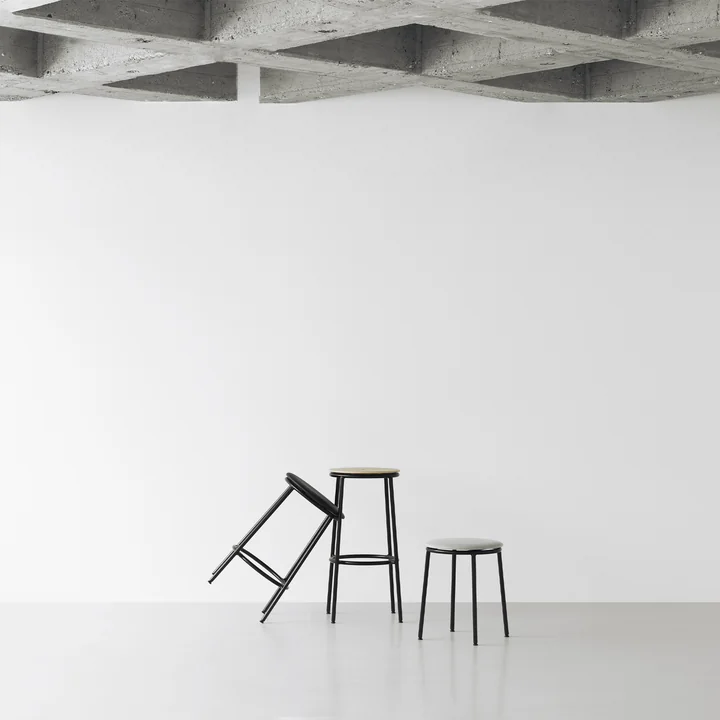 Normann Copenhagen - Circa Hocker, Eiche schwarz lackiert