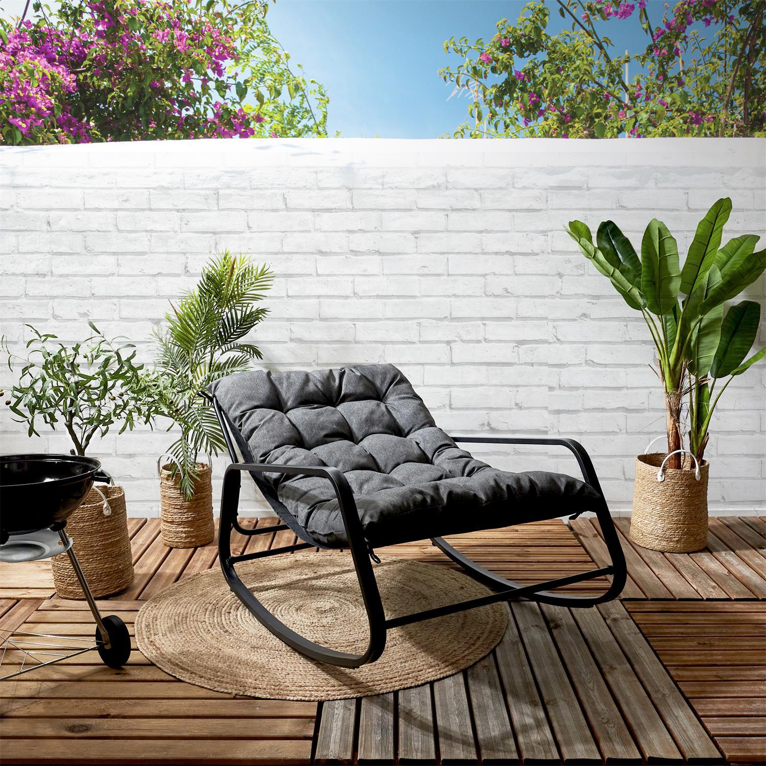 FAUTEUIL BASCULE MIAMI NOIR ET METAL 92X69X130CM