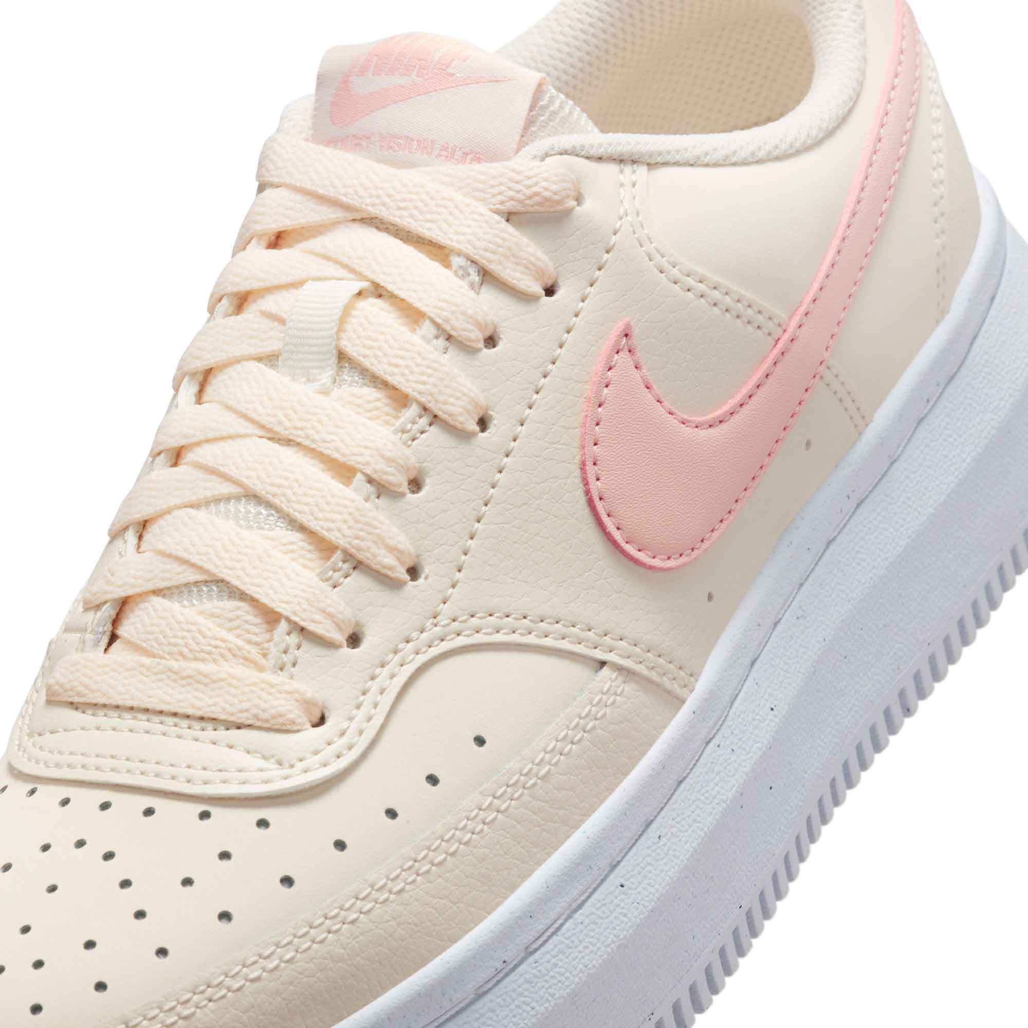 Court Vision Alta Dame 108/Pale Ivory/Washed Coral/White
