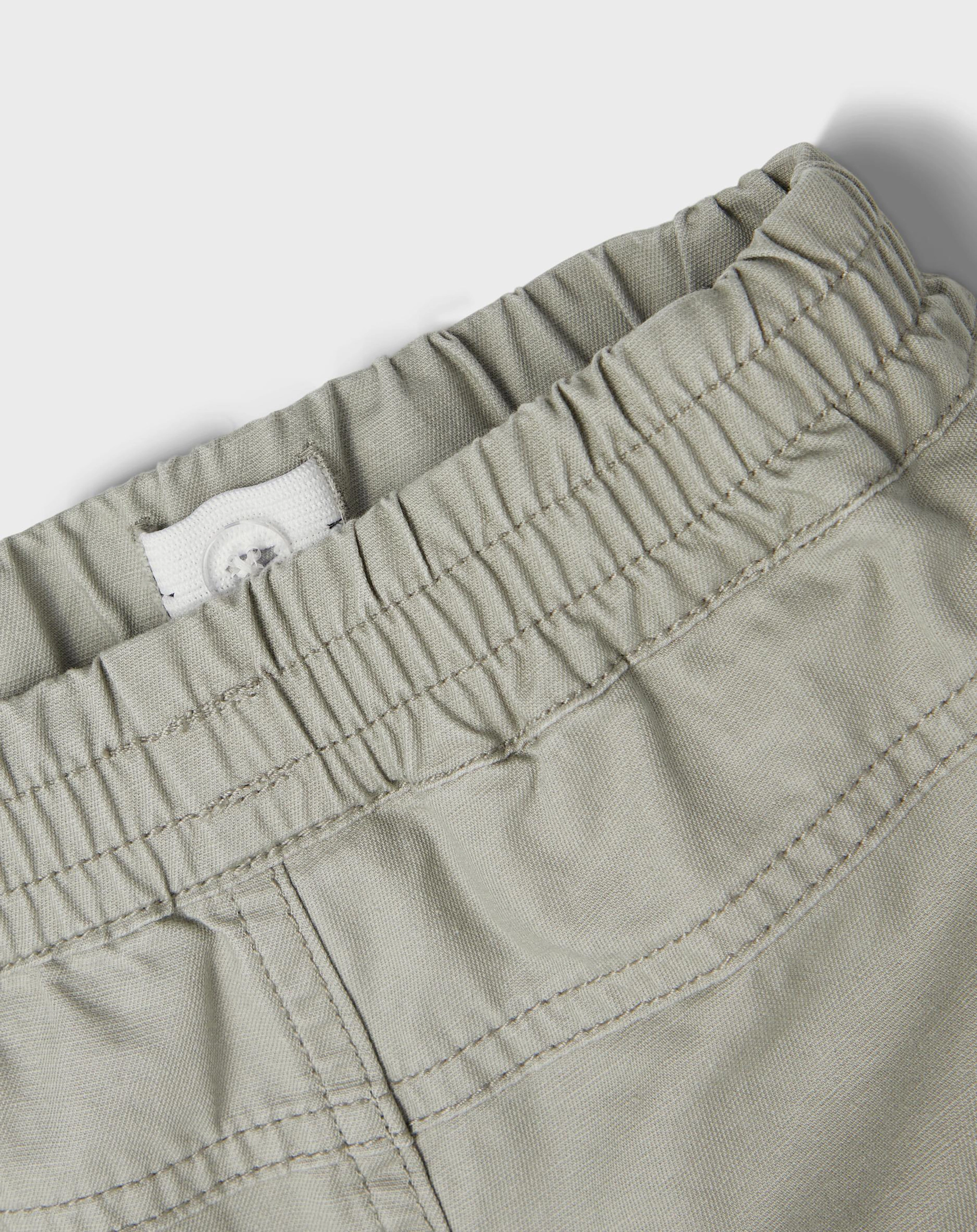 Twill-Shorts NKMRYAN in forest fog