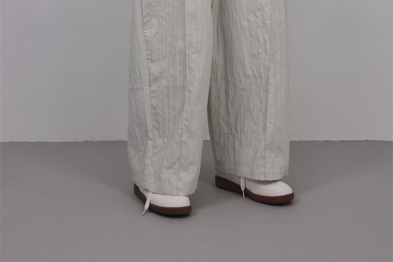 SIMPLE BLACK - Effen broek met elastische taille en wijde pijpen