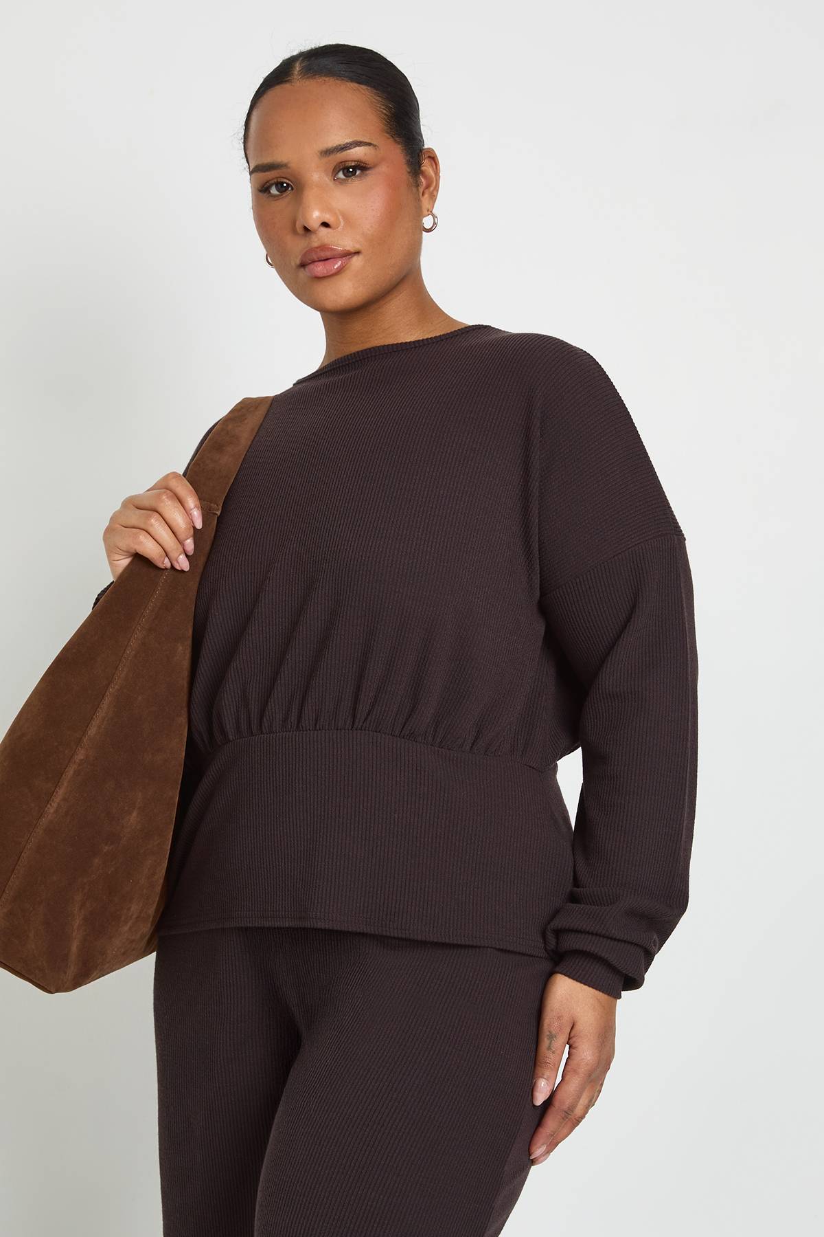 boohoo Ensemble Grande Taille Top Manches Longues Taille Cintrée et Pantalon Coordonné
