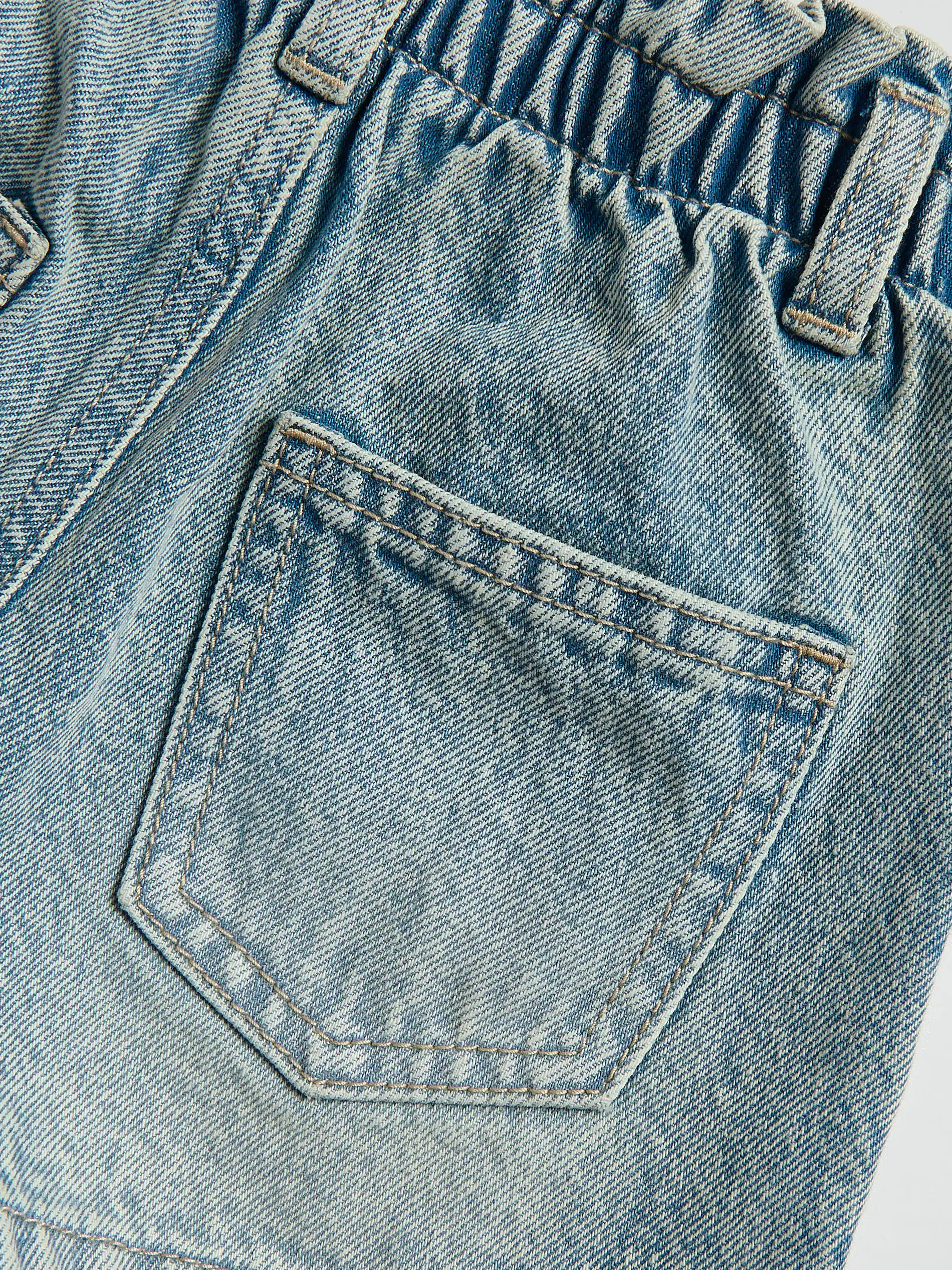 Jeans-Shorts mit Schleife