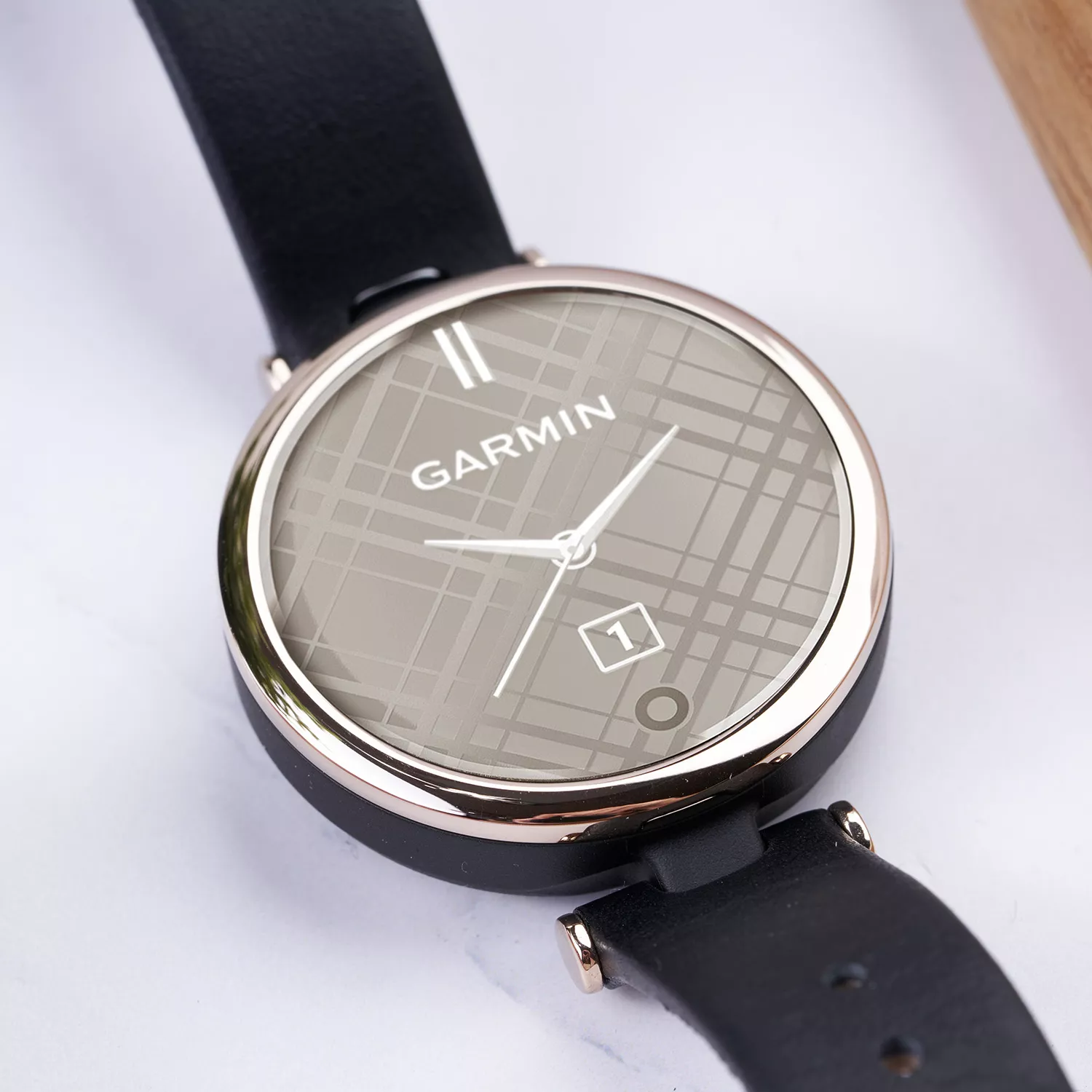 Garmin Lily Cream 010-02384-B1