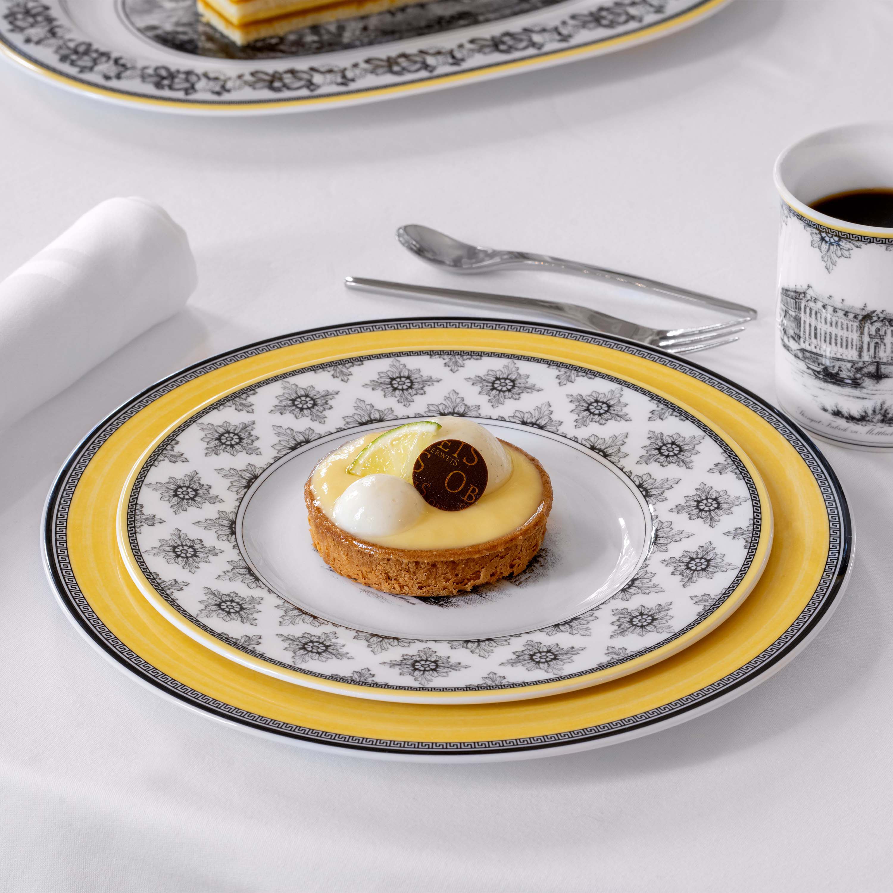Audun Dinner plate Multi-colored, 10.7'', Premium Porcelain
