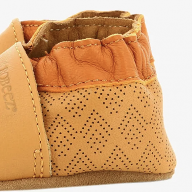 Robeez Robeez chaussons Grooar camel