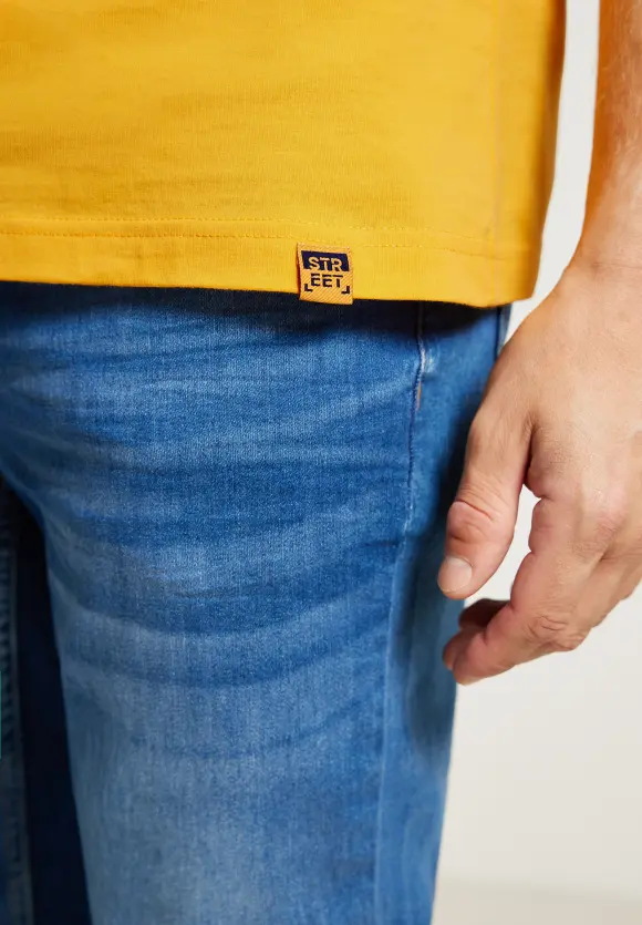 Basic T-Shirt in Unifarbe - sunset yellow