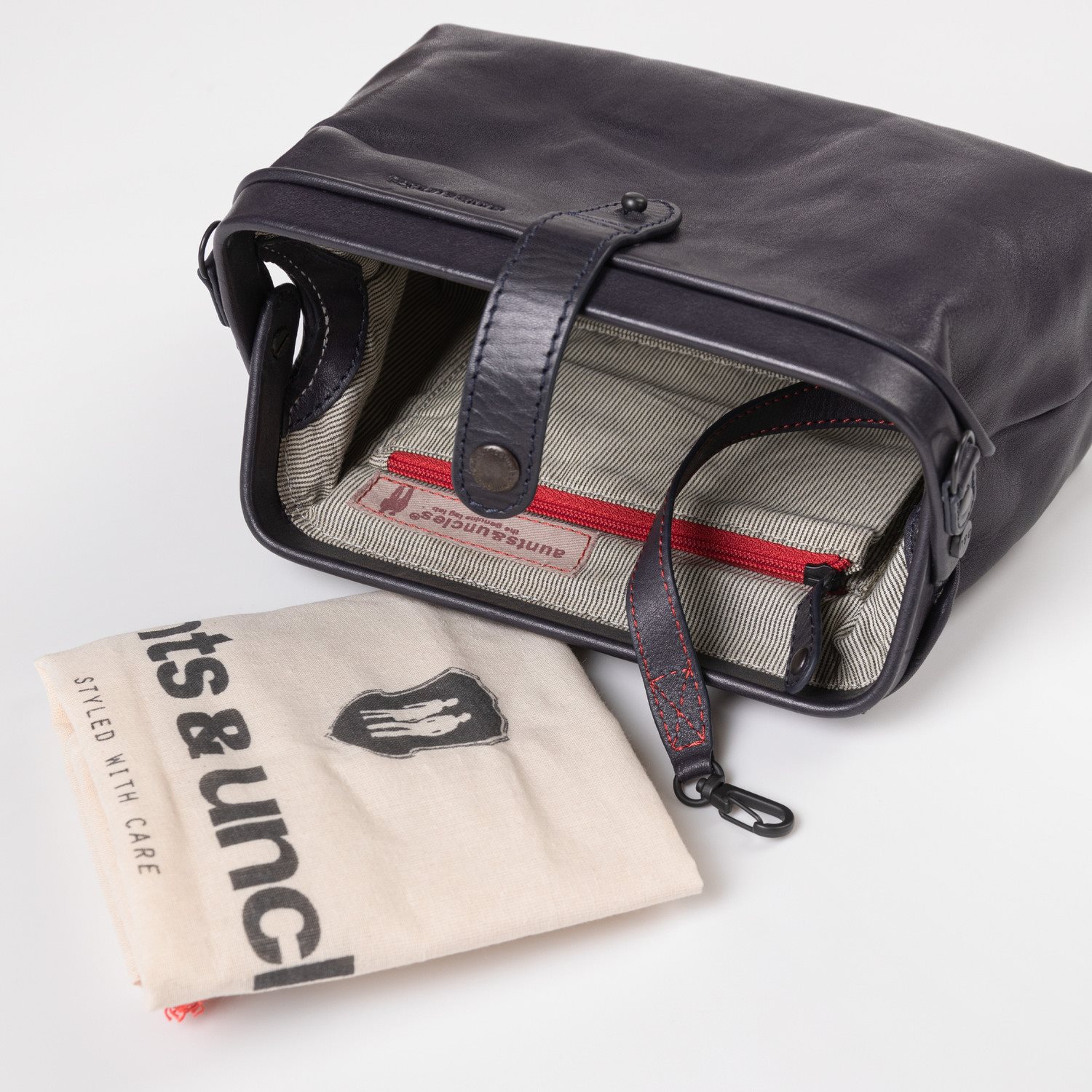 Aunts & Uncles Mrs. Eclair Shoulderbag night sky