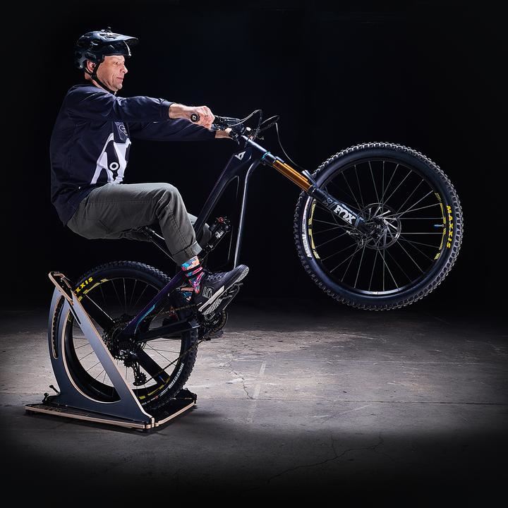 MTB Hopper Balance Wheelie Trainer
