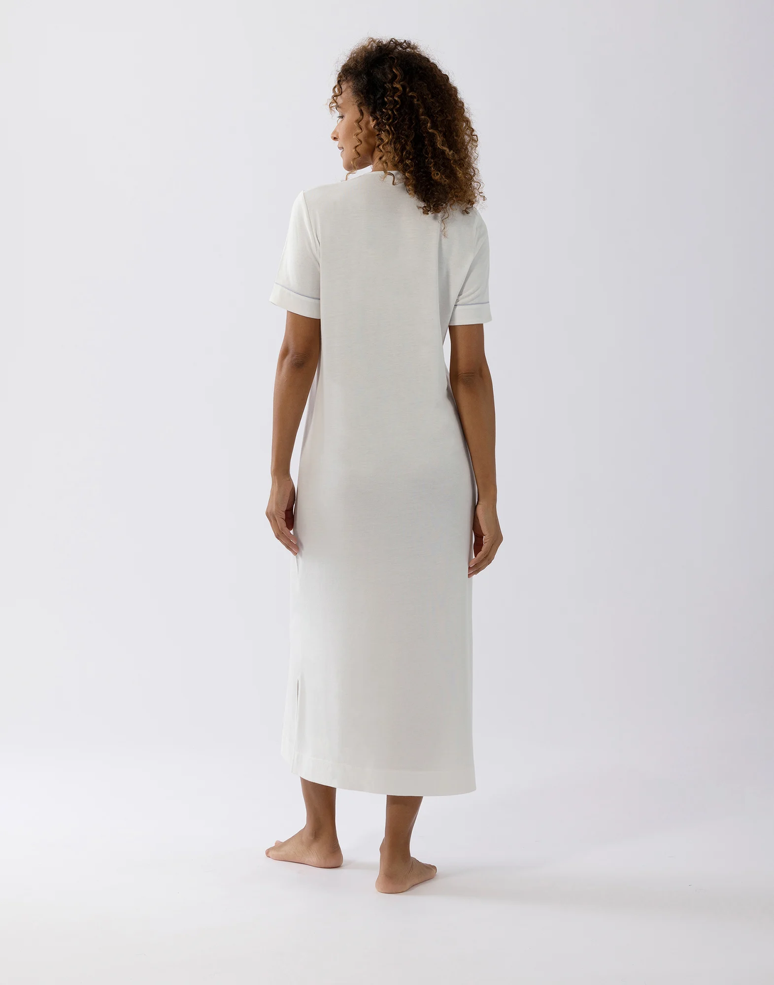 INTEMP A11 - Chemise de nuit manches courtes en coton modal | Blanc