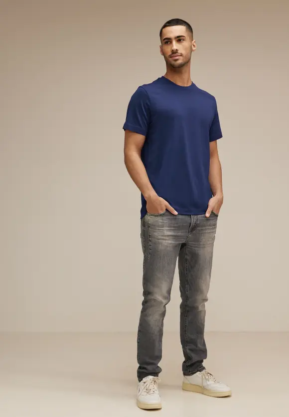 Basic T-Shirt in Unifarbe - true blue