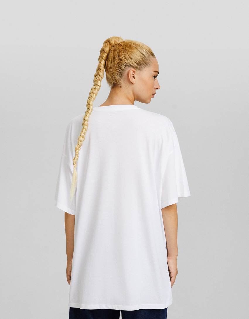 Camiseta de manga curta com estampa da Bershka Wearable Art