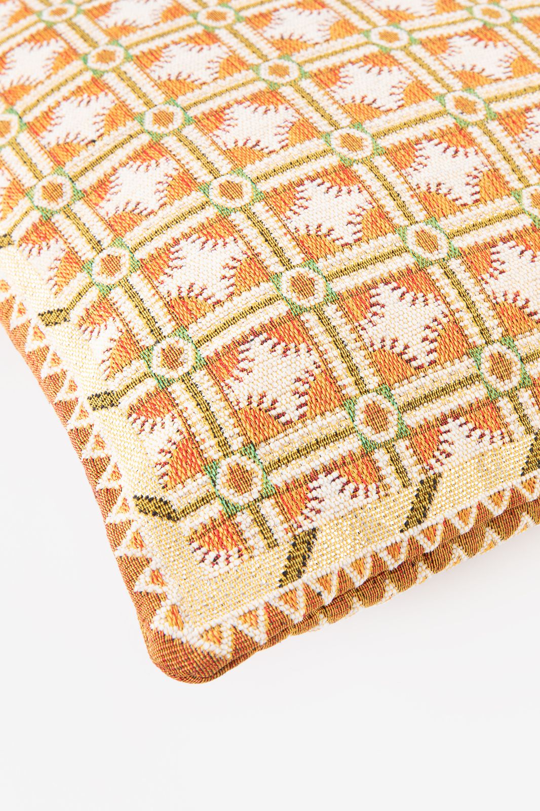 Lichtroze geruit jacquard kussen