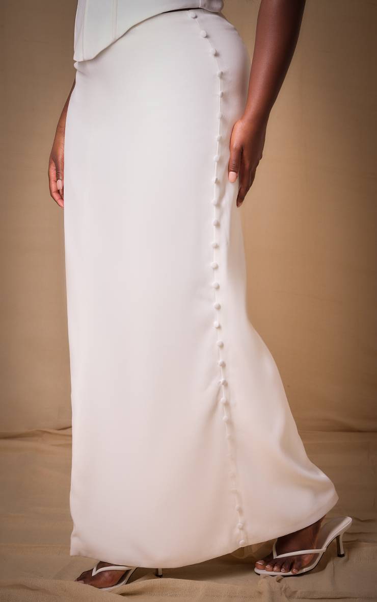 Blanc Jupe Longue Premium Plus Tissée Avec Détails Boutonnés Coordonnée