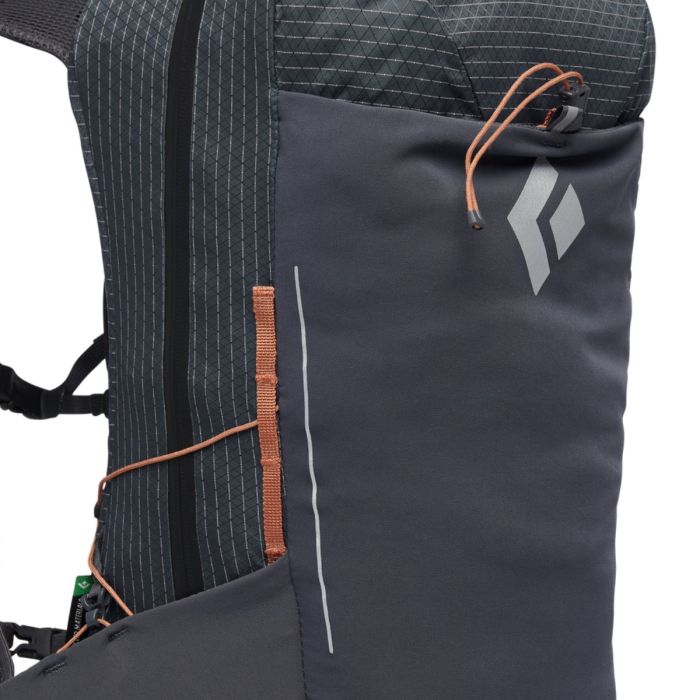Black Diamond Pursuit 15 BackPack Sort