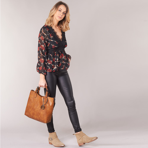 Moony Mood - EMIRA - Camel