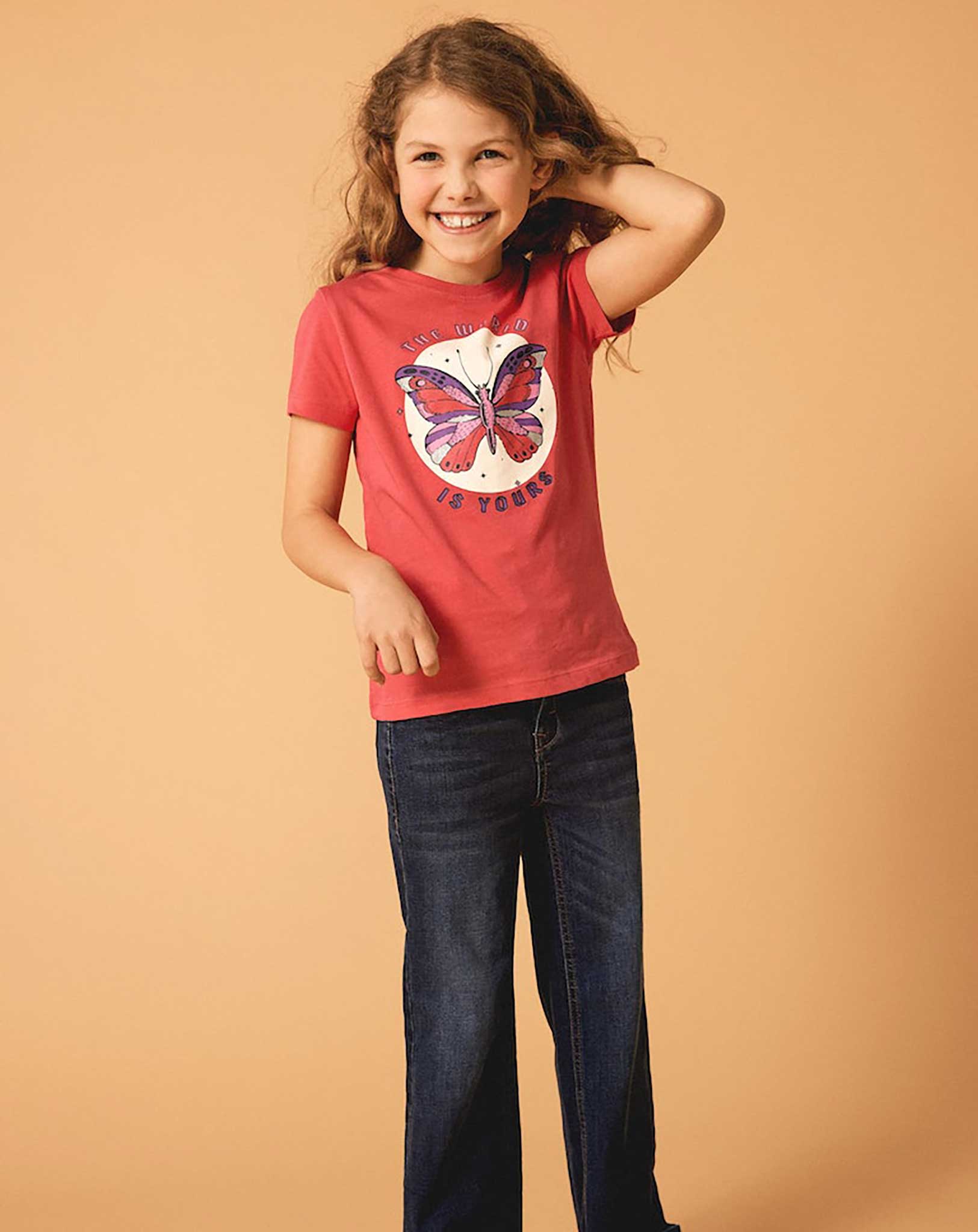 T-Shirt NKFBEATE THE WORLD IS YOURS in rethink pink