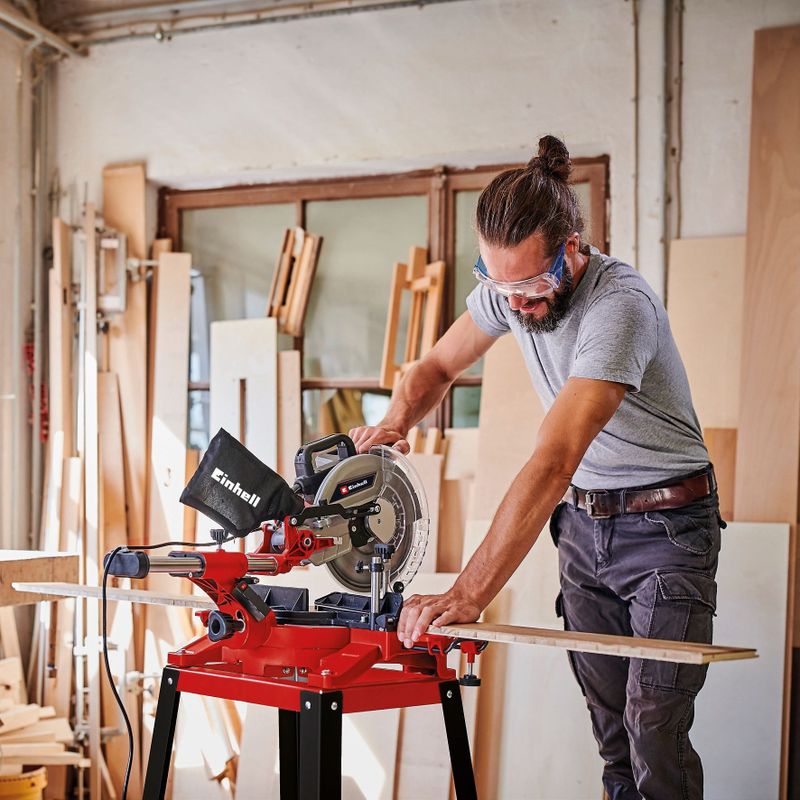 Einhell - TC-SM 2531/2 U - Elektrische Radiaal-/Afkortzaag - Rood/Zwart - 1900 W