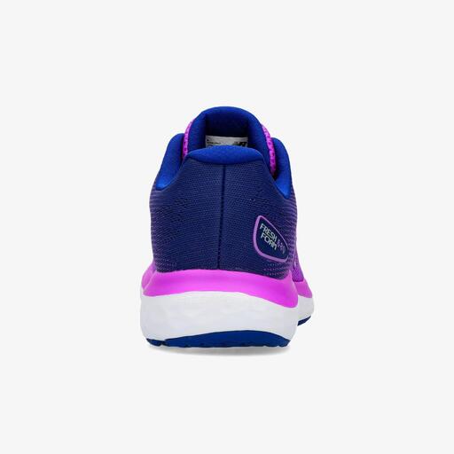 New Balance 680 V7