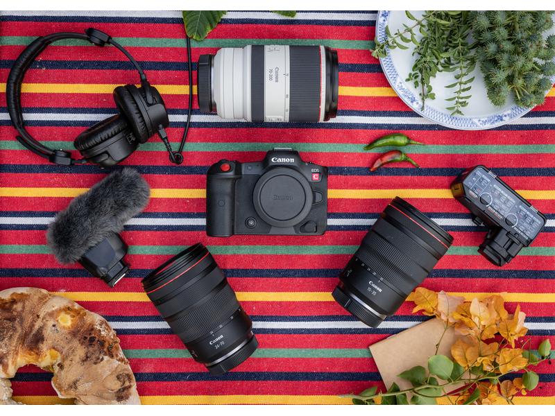Canon Fotokamera EOS R5 C AV PRO CFexpress SE 512 GB Professionelle Systemkamera für Fotografen und Videoproduzenten mit CFexpress Typ B Speicherkarte