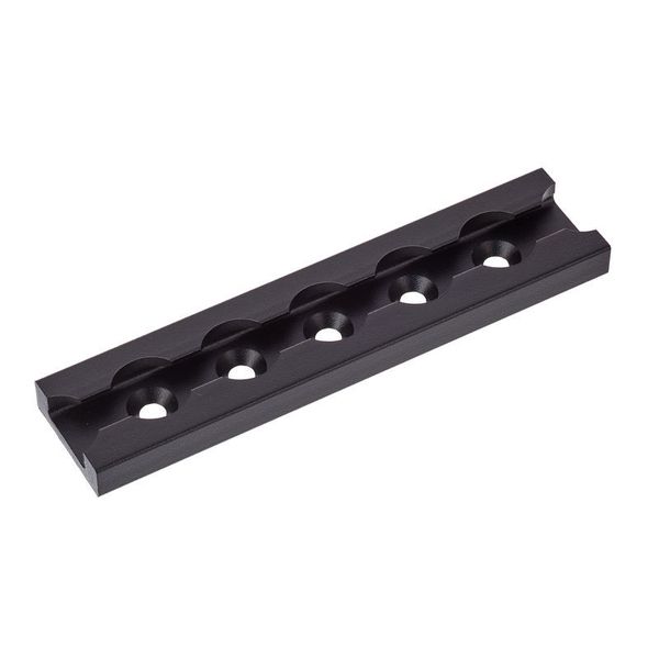 Adam Hall 5720 Flying Track