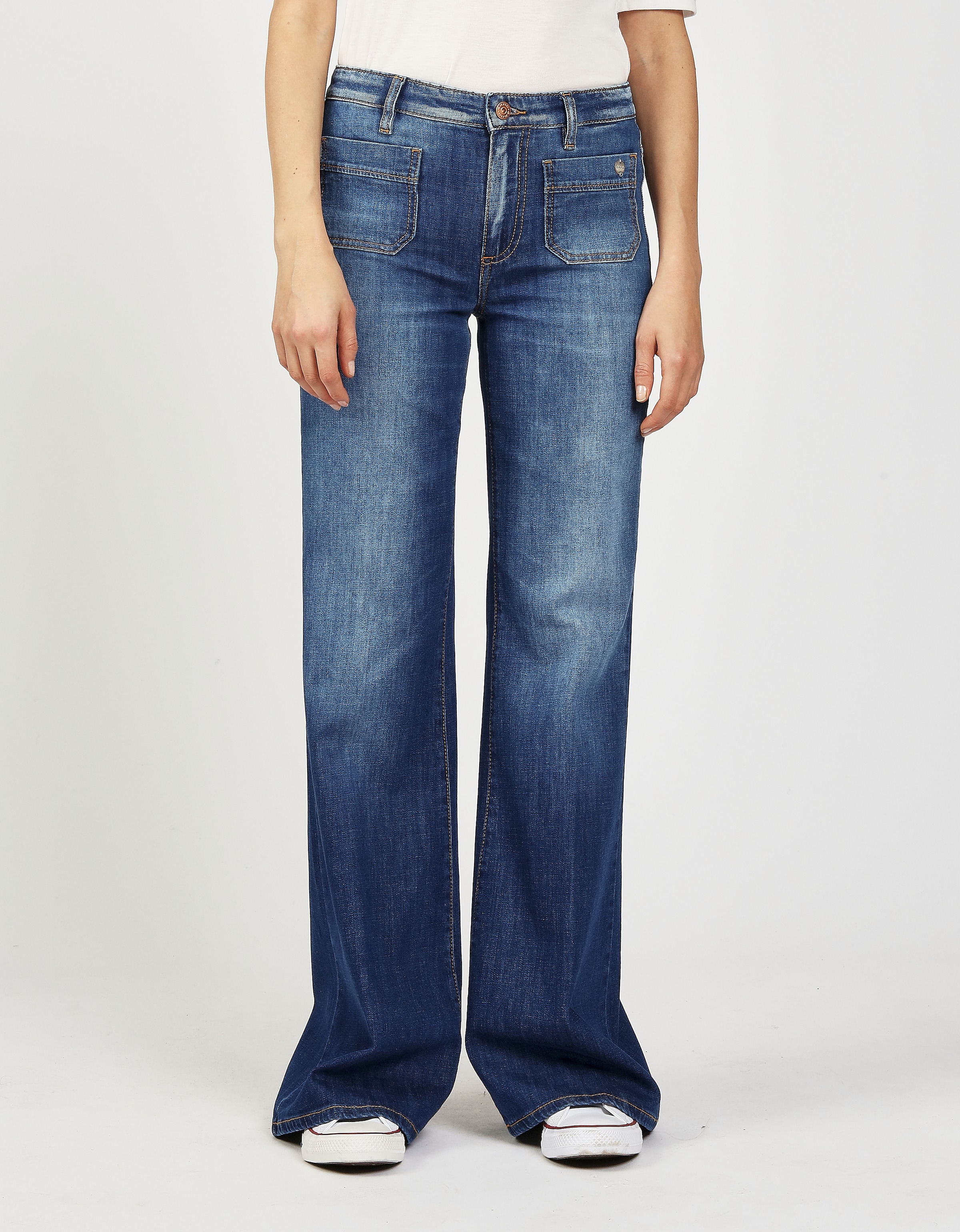 GANG Bootcut-Jeans »94 JESSI FLARED«, im angesagten Leo Muster