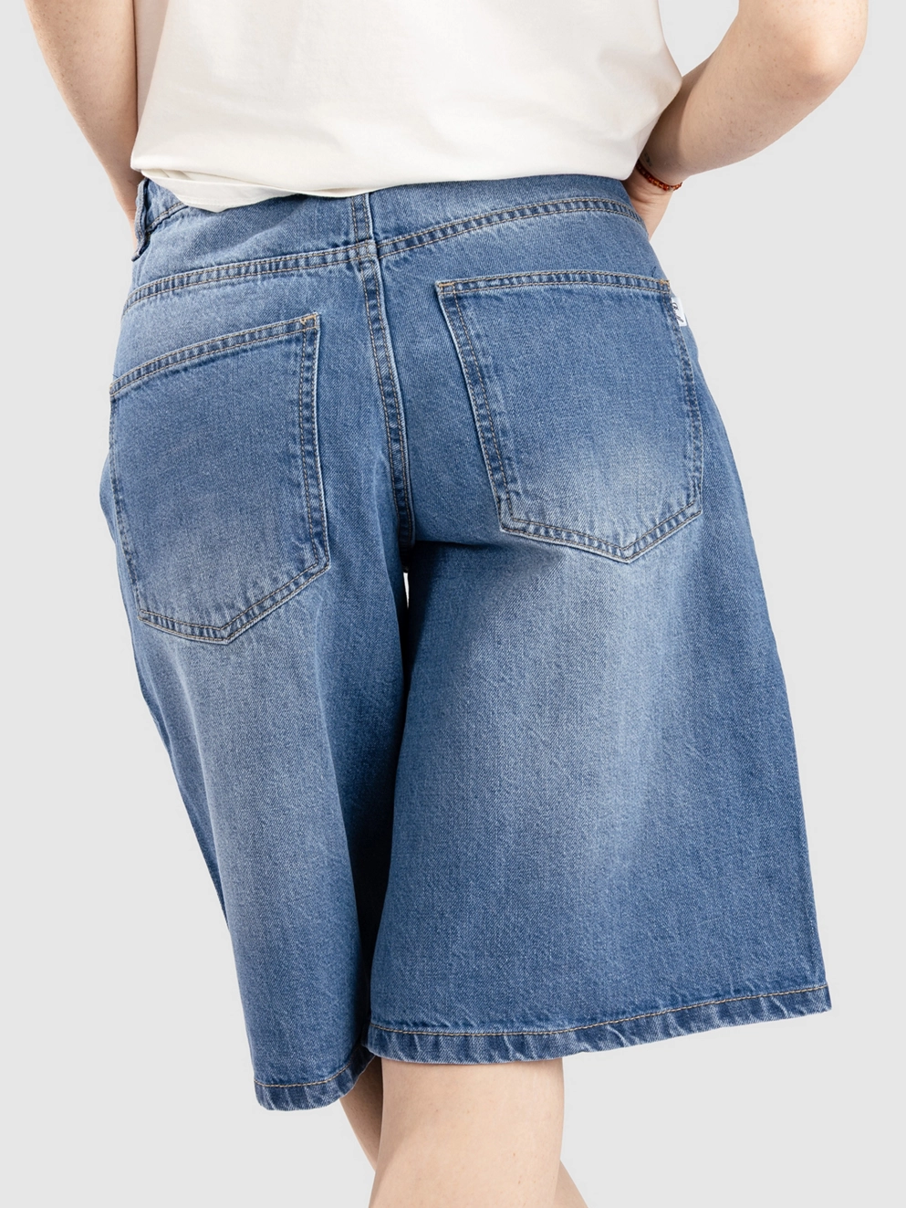 REELL Sienna Baggy Shorts classic light blue stone