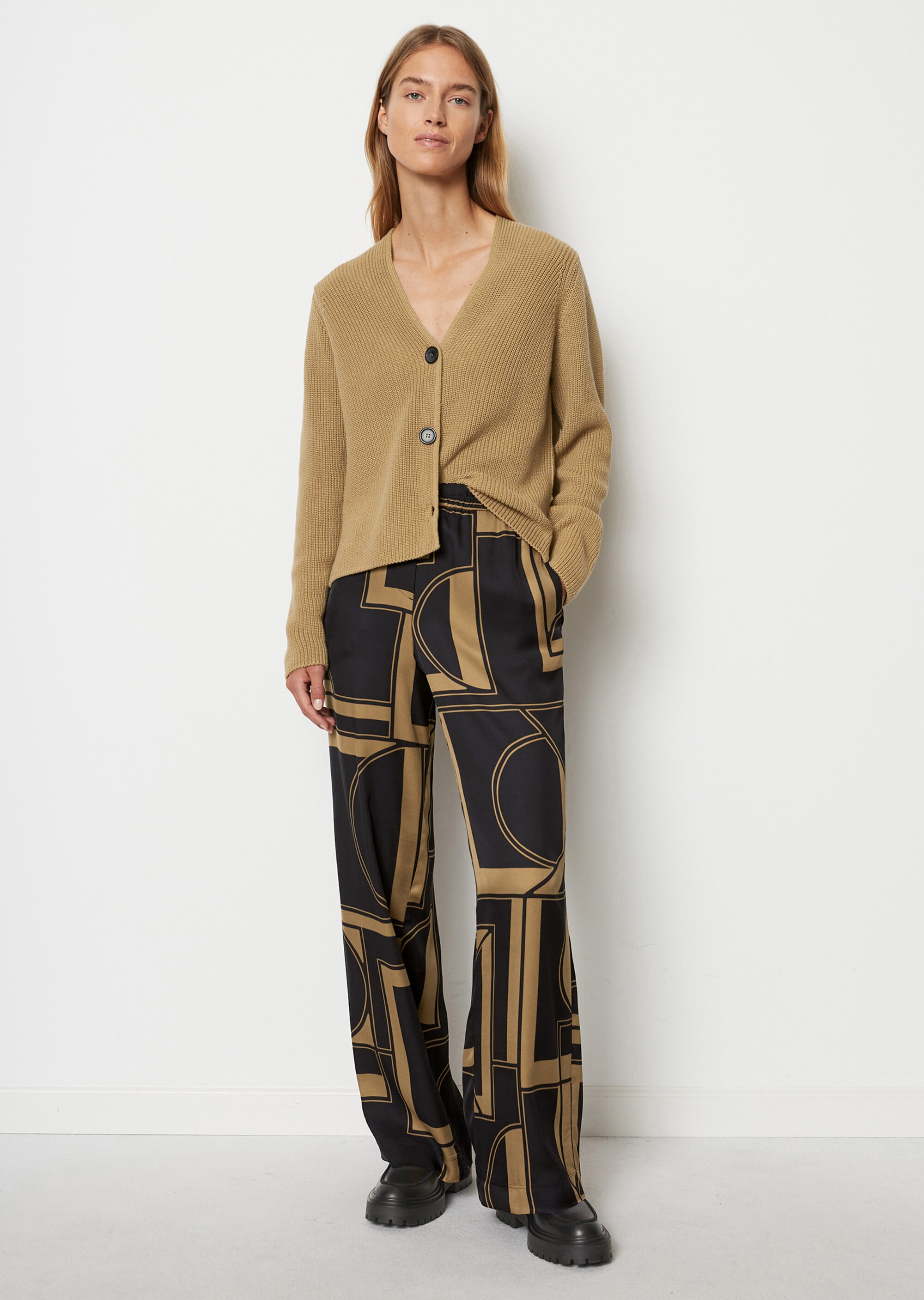 V-Neck-Cardigan relaxedaus Heavy-Weight-Organic-Cotton