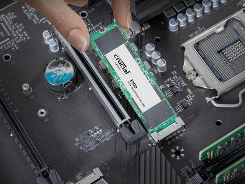 Crucial - E100 - SSD - 1TB - M.2 SATA