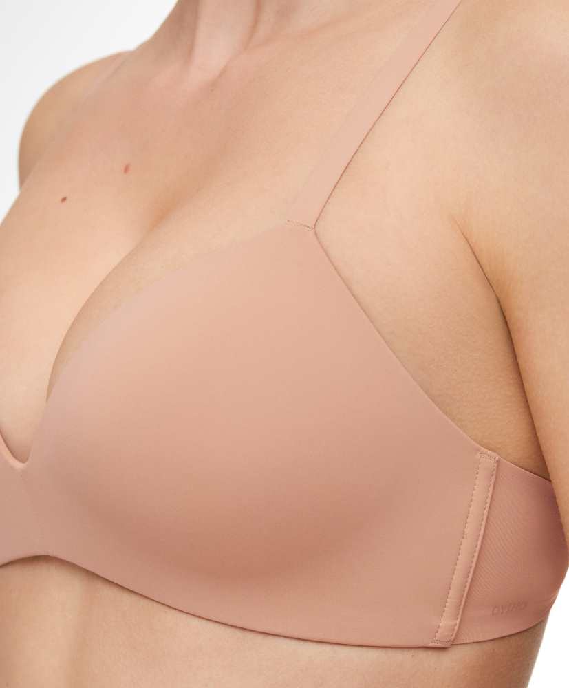 Sutiã triangular push-up em poliamida