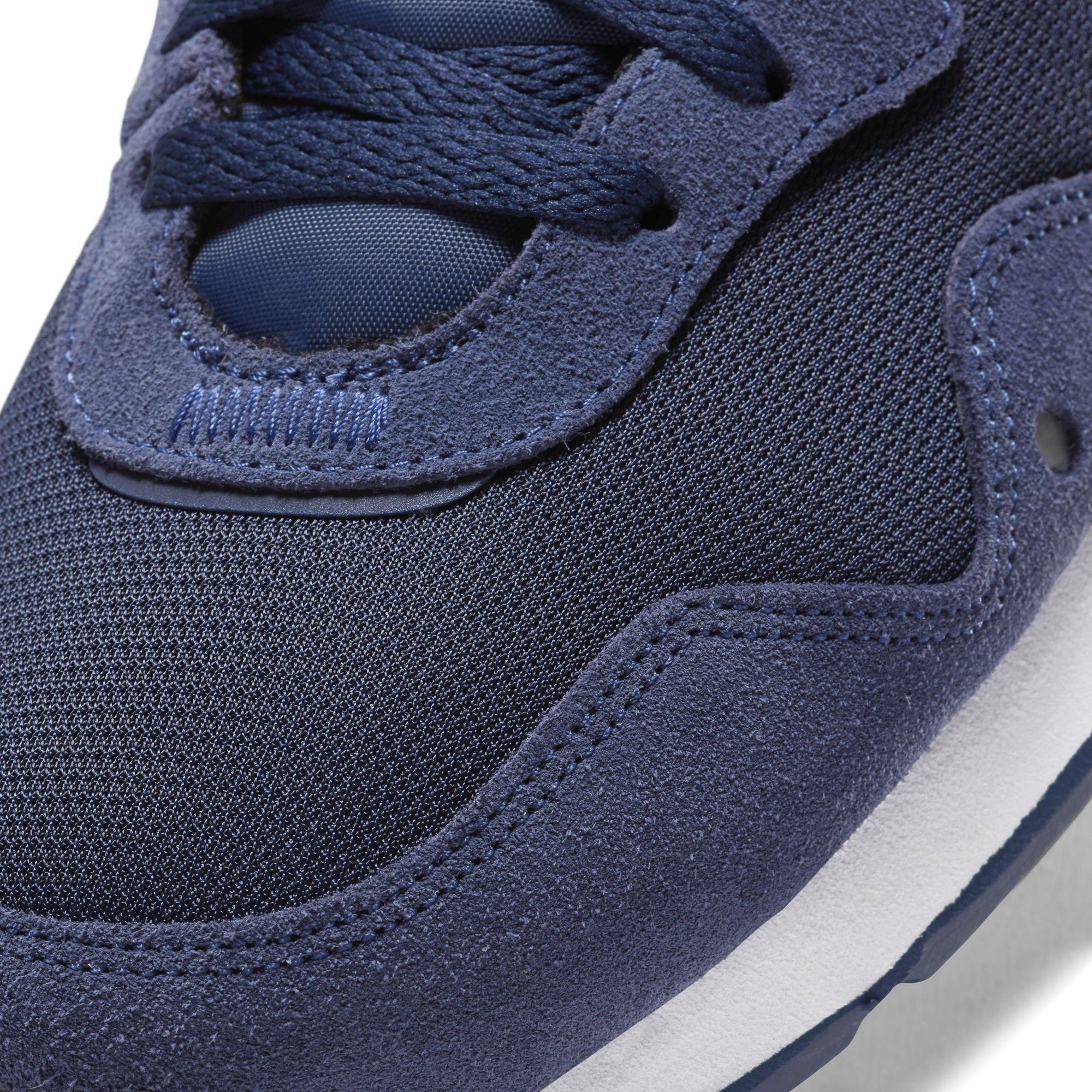 Nike Venture Runner Trainers Mens