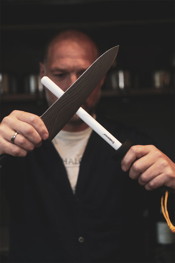 Endeavour Keramisk strygestav 24 cm Black
