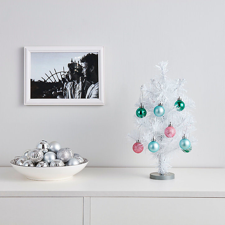 Mini sapin de noël coloris blanc H.32 cm support inclus