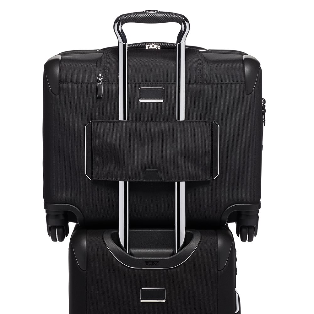 Tumi Arrivé Compact 4 Wheel Briefcase black