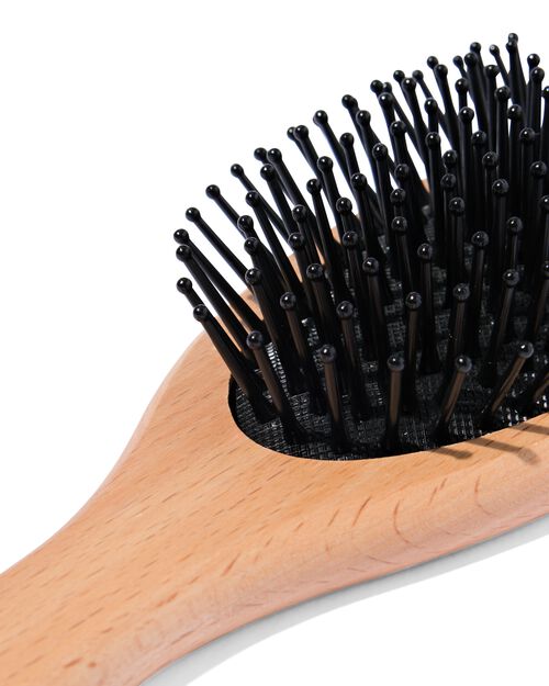 brosse à cheveux en bois