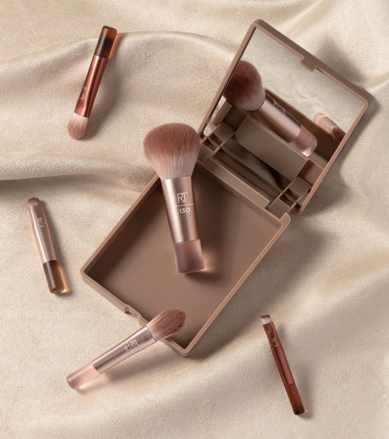 Real Techniques - *New Nude 2.0* - Conjunto de Pincéis On-The-Glow