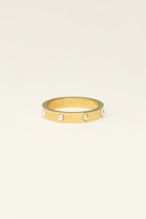 Ring met kleine parels