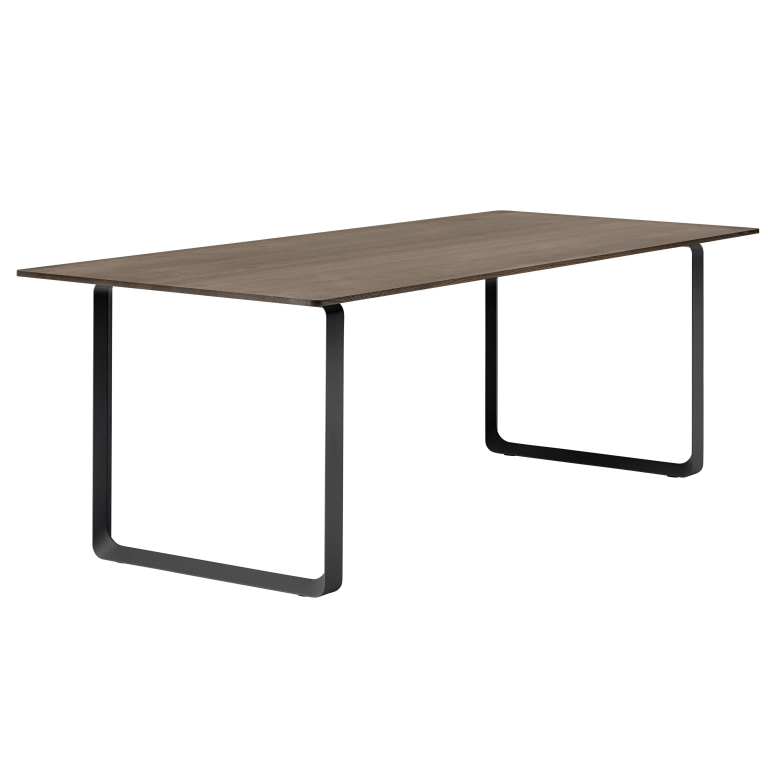 Muuto 70/70 tafel 225x90 smoked oak zwart