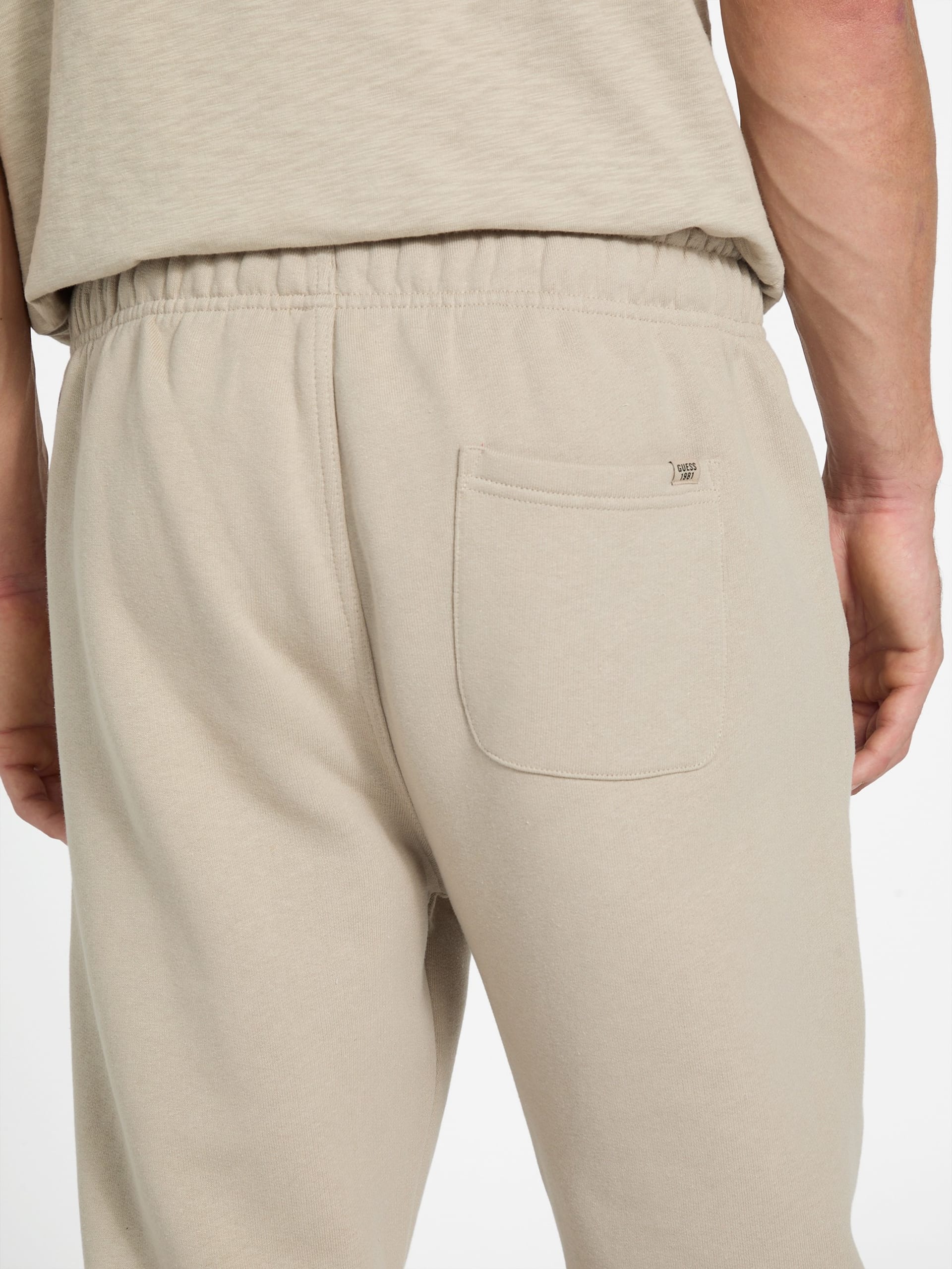 Calça de moletom estilo jogger com etiqueta Eco 1981