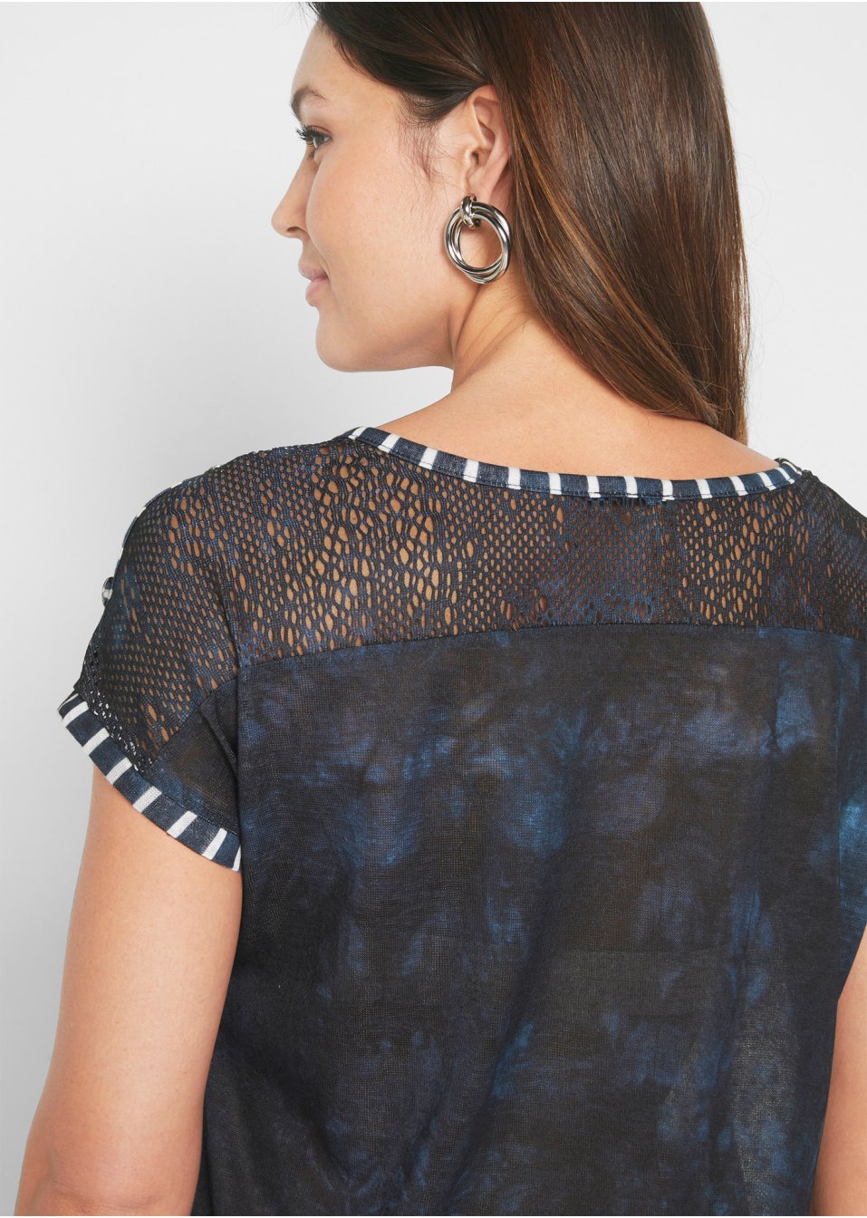 T-shirt imprimé batik avec petites pierres