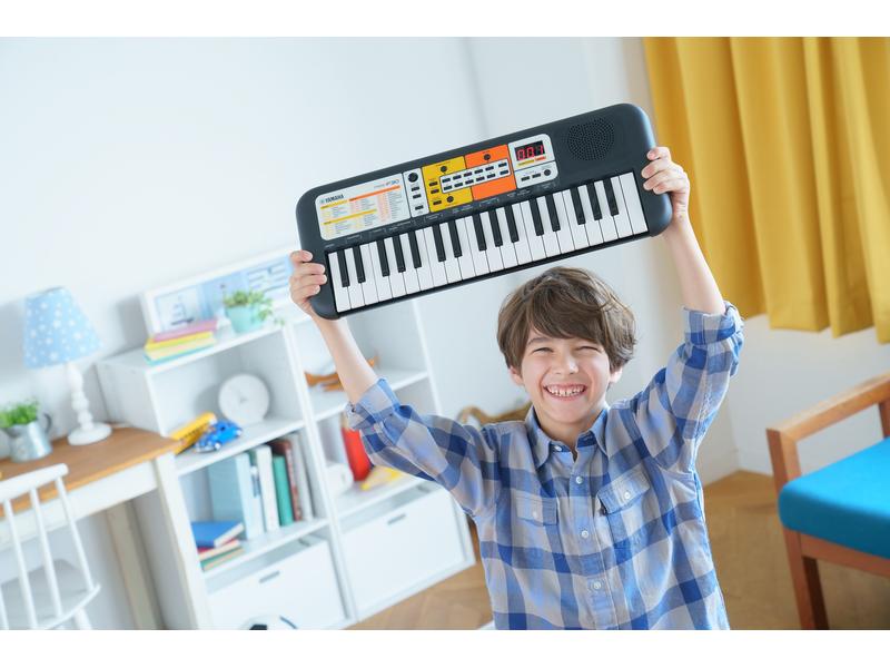 Yamaha Mini Keyboard PSS-F30 Tragbares Keyboard für Kinder zum Einstieg in die Musik