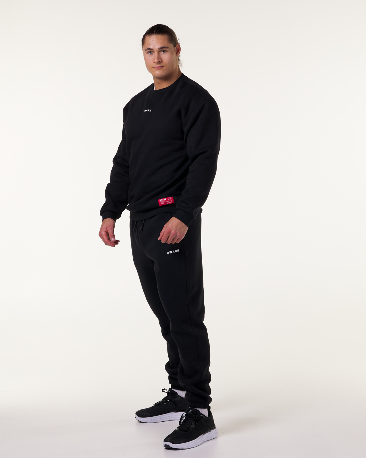 AWARE Crewneck Black