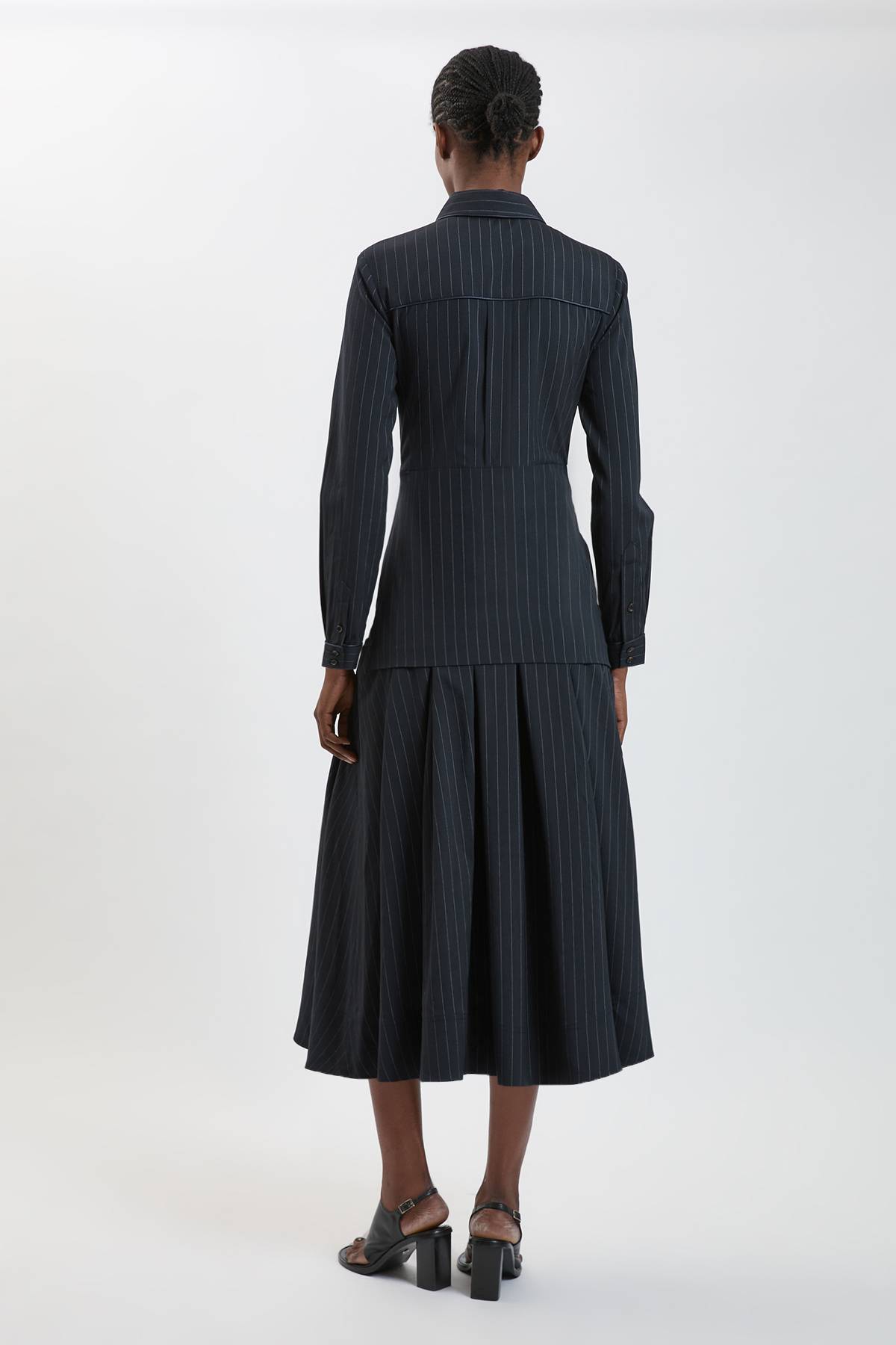 KarenMillen Robe Maxi Cintrée À Rayures Tennis Avec Col Chemisier