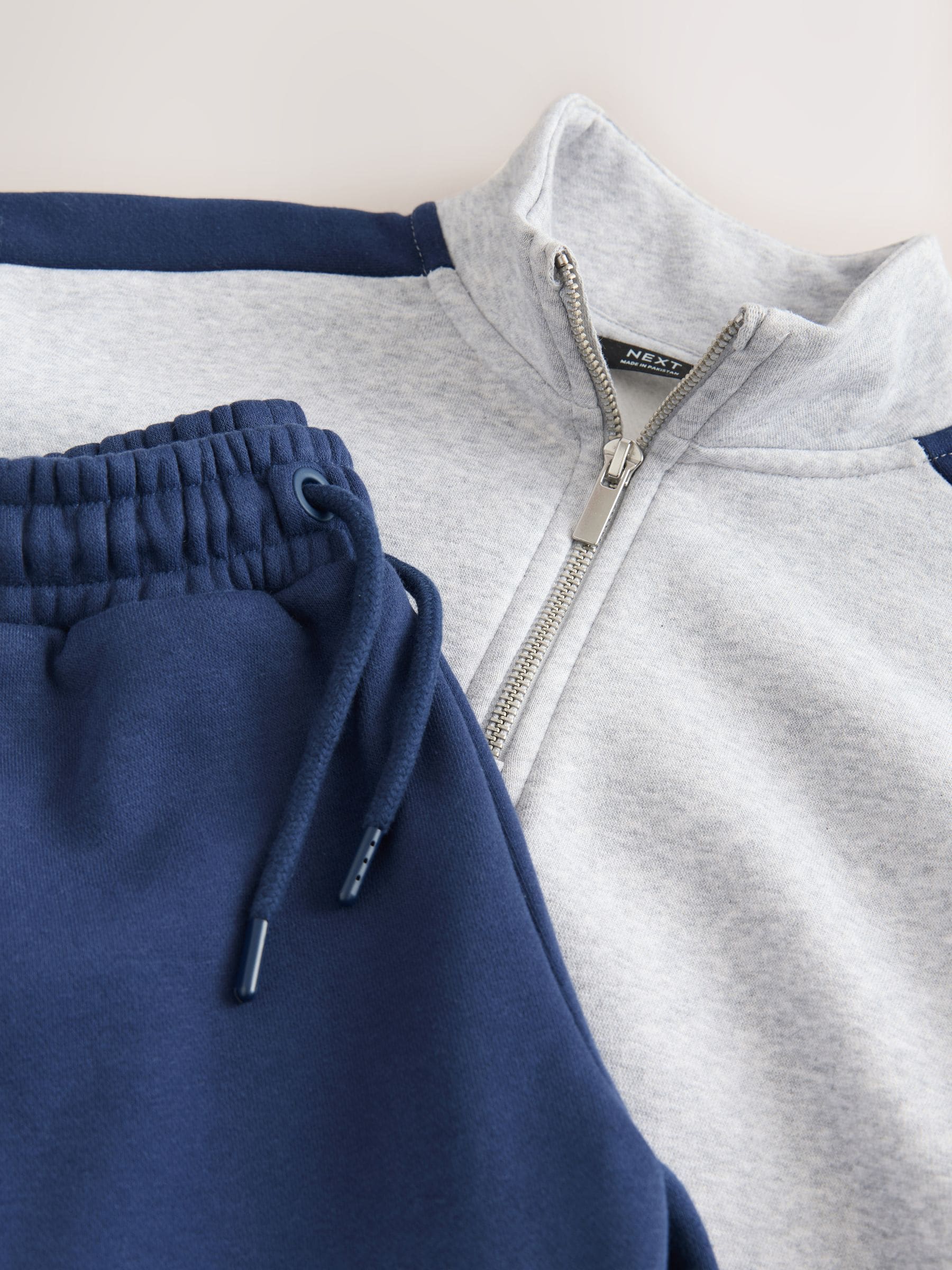 Grijs - Funnel Zip Neck Sweatshirt and Joggers Set