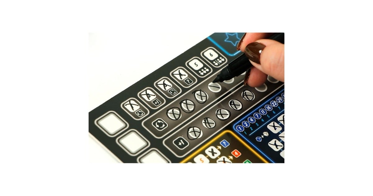 999 GamesClever Deluxe Dobbelspel  (Nederlands, 1 - 4 spelers, 30 minuten, Vanaf 8 jaar)