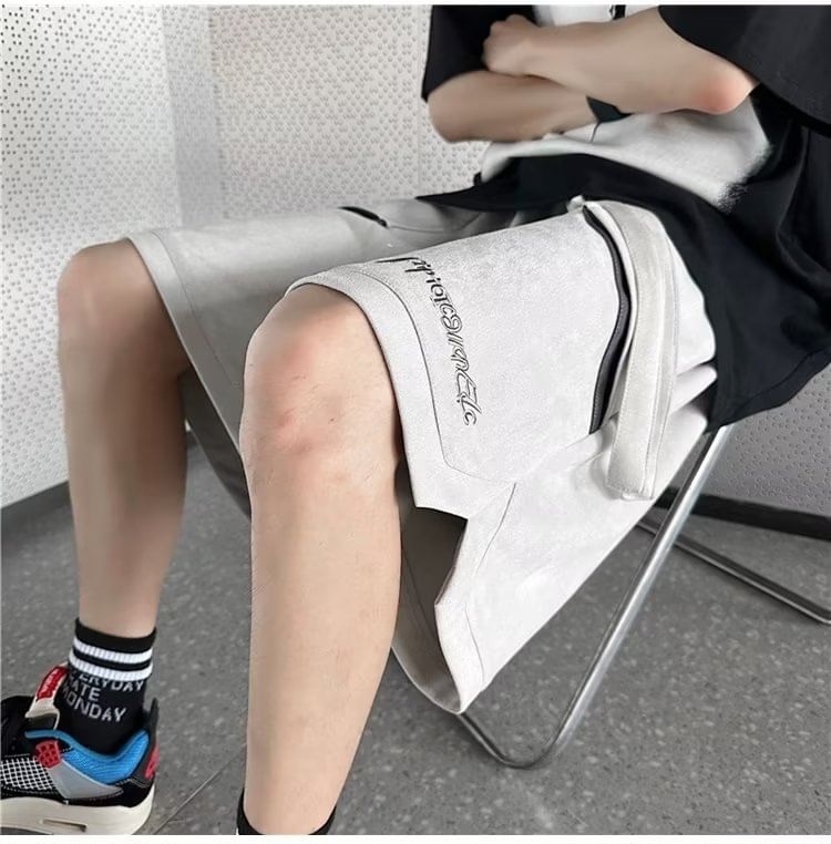 farrahces - Mid Rise Lettering Shorts