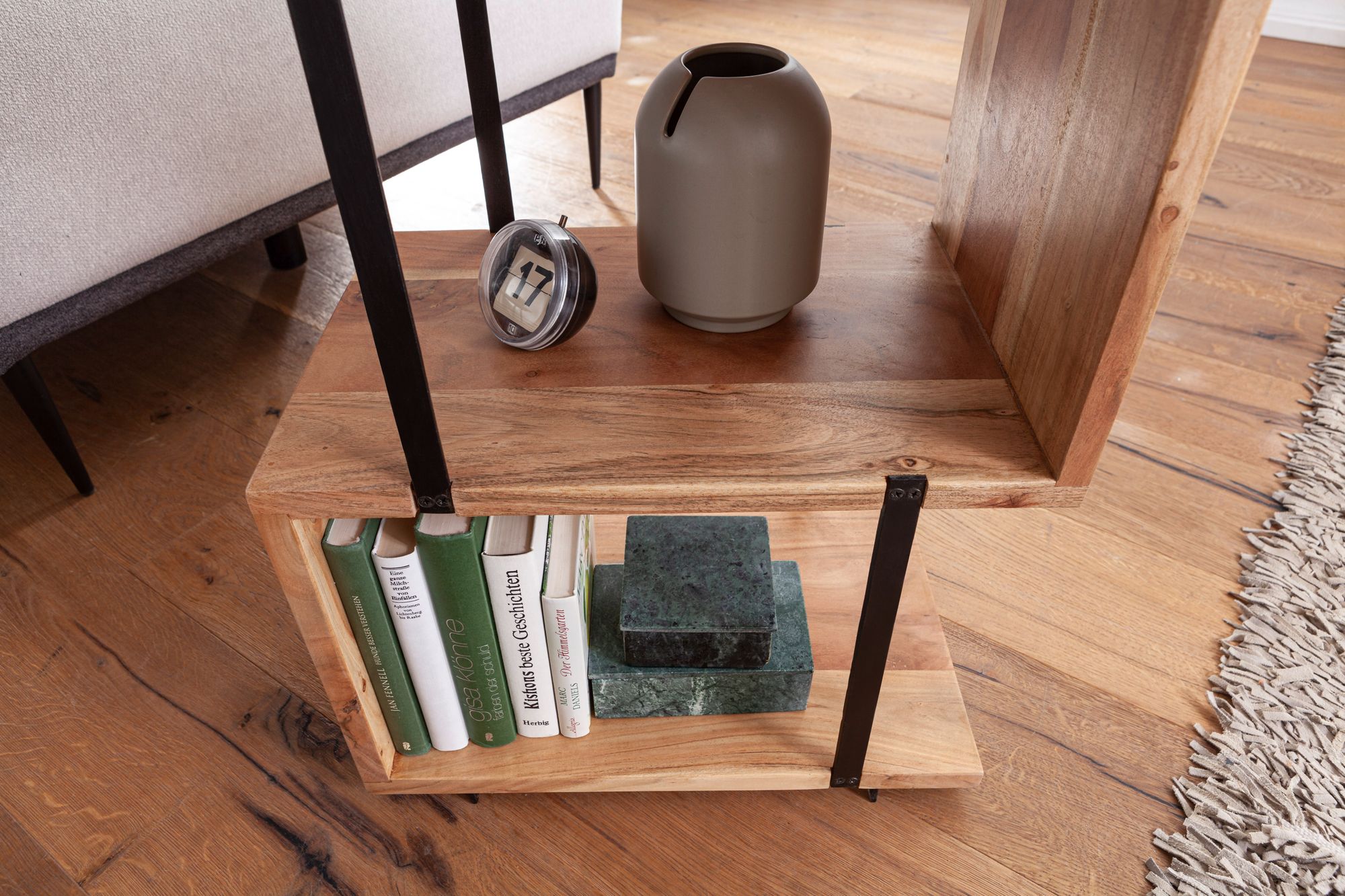 KADIMA DESIGN Hölzerner Beistelltisch in S-Form, Massivholz & Edelstahl, Modernes & Elegantes Design