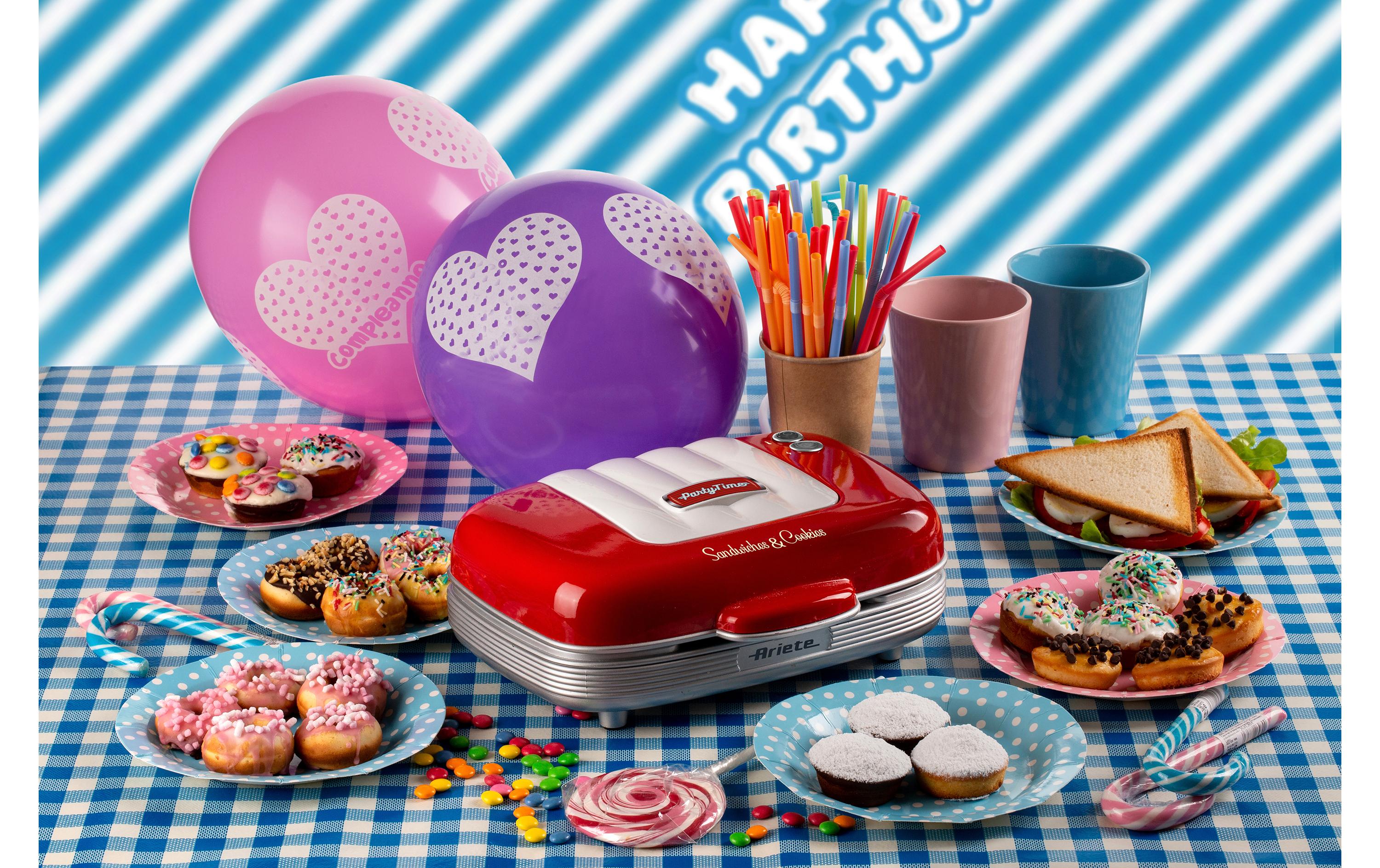 Multifunktionsgrill Party Time ARI-1972-RD 700 W, Rot/WeissSandwich- und Keksmaschine