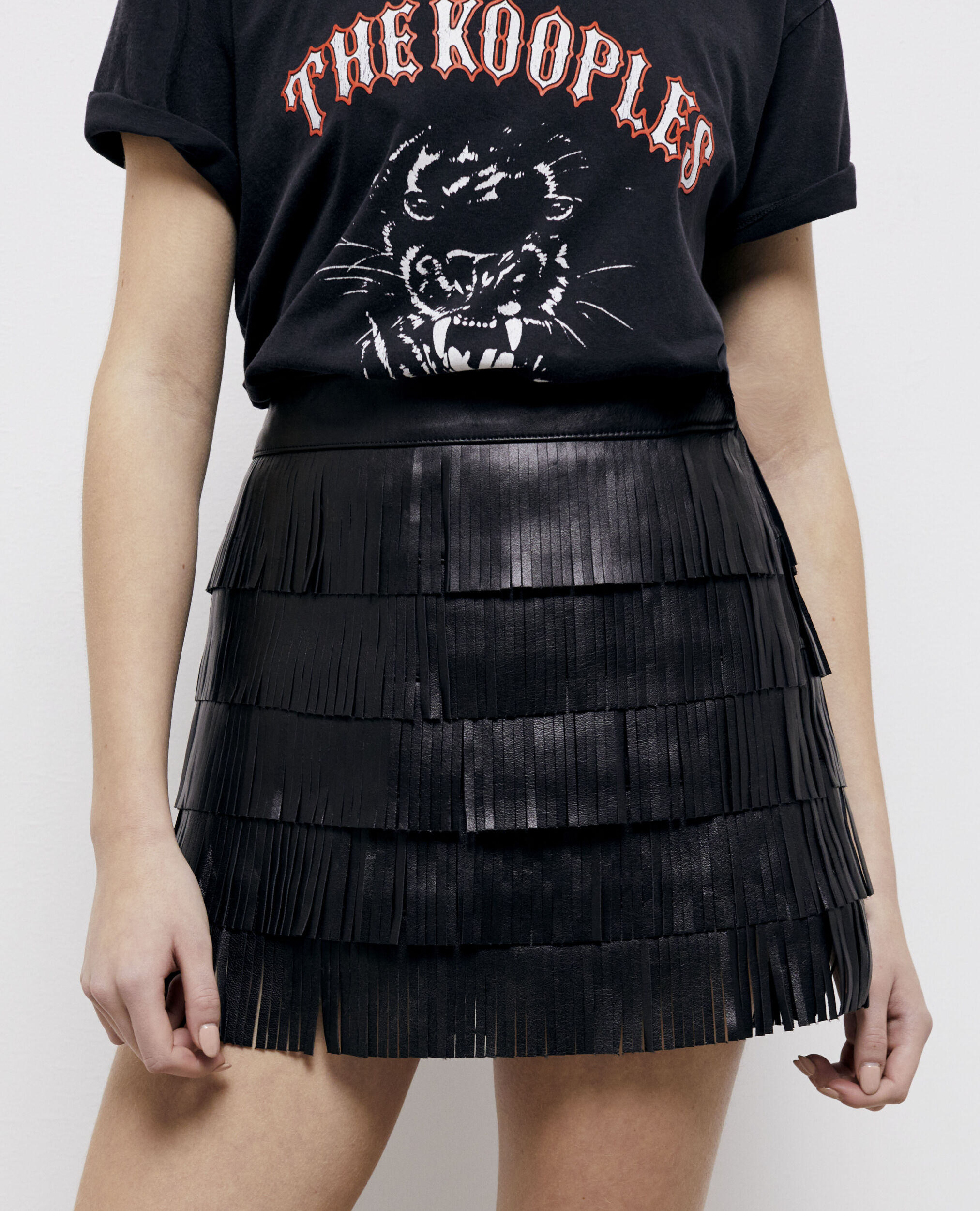Jupe courte en cuir noire