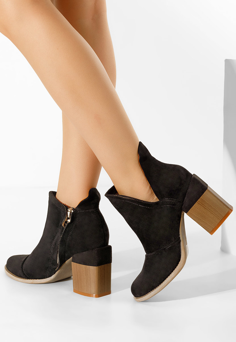 Bottines à gros talon noires Condesa
